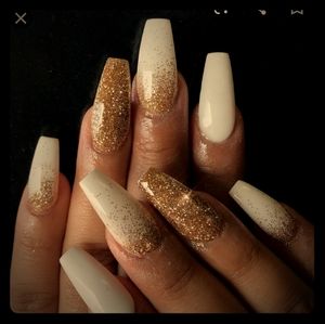 Meet your Posher, Life_of_layy